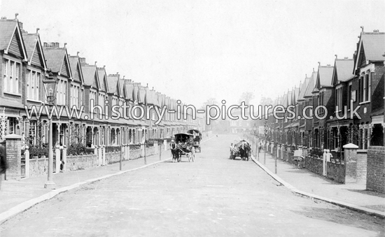 Devonshire Road, Palmers Green, London. c.1907